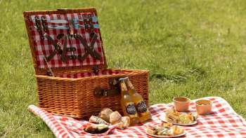 Apéro basket from bakery Füger