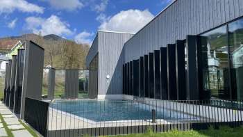 Hallenbad aussen Hallenbad aussen