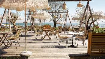 Beach garden Horn
