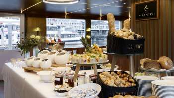 Sunday brunch on the ship from Rorschach
